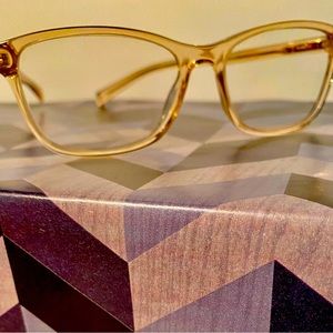 Christian Siriano frames